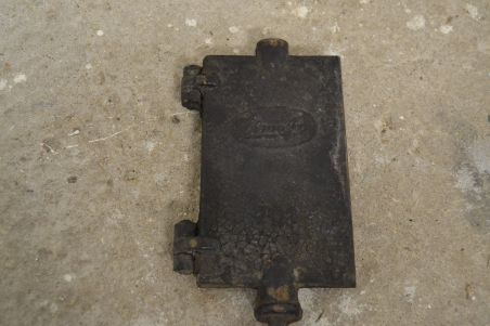 (n-6538) Vanad päevinäinud vahvlirauad