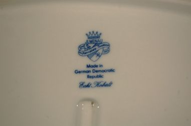 (n-6546) Jlmenau, Henneberg Porzellan, Echt Kobalt, sibulamustriga ovaalne vaagen