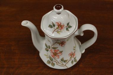 (n-6556/4) Bavaria Winterling Marktleuthen, õunapuuõitega kann