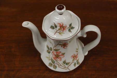 (n-6556/4) Bavaria Winterling Marktleuthen, õunapuuõitega kann