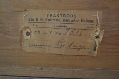 (L-583) Peegliga kummut (L-583) Peegliga kummut