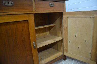 (L-583) Peegliga kummut