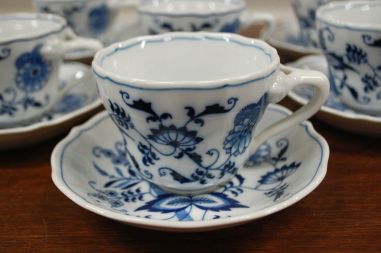 (n-6566/1) Bleu Danube, sibulamustriga kohvitassid-taldrikud, 6tk