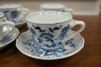 (n-6566/2) Bleu Danube, sibulamustriga kohvitassid-taldrikud, 4tk 2