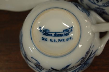 (n-6566/2) Bleu Danube, sibulamustriga kohvitassid-taldrikud, 4tk (n-6566/2) Bleu Danube, sibulamustriga kohvitassid-taldrikud, 4tk