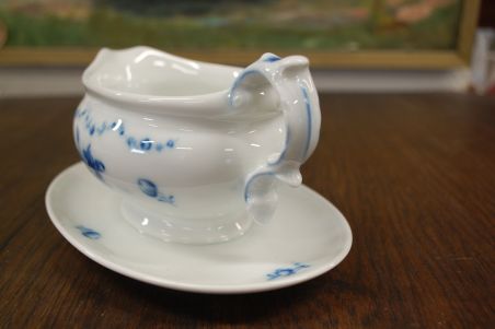 (n-6573/1) Alt Fürstenberg Lottine Porzellan, kastmenõu