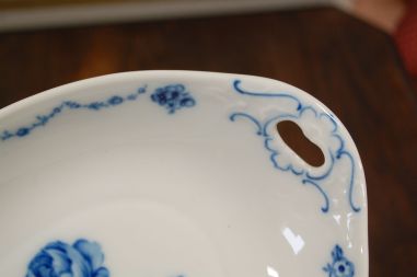 (n-6573/2) Fürstenberg Lottine Porzellan, sangadega leivakauss