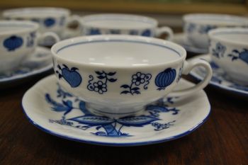 (n-6574/1) Korona, sibulamustriga kohvitassid-taldrikud, 6tk 2