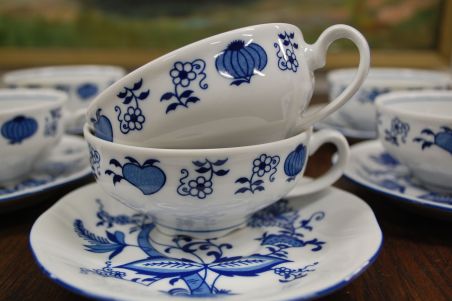 (n-6574/1) Korona, sibulamustriga kohvitassid-taldrikud, 6tk