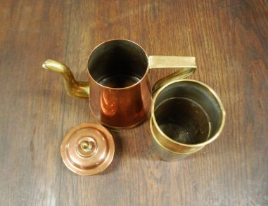 (n-6584) Metallist kann sõelaga