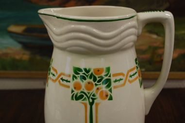 (n-6593) Suur õunapuudega kann