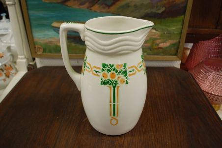 (n-6593) Suur õunapuudega kann