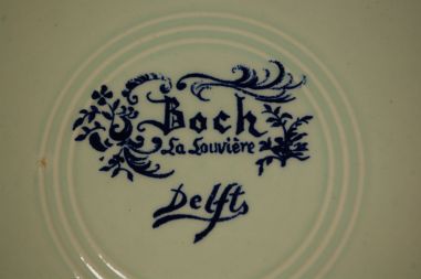(n-6601) Boch Freres La Louviere, Delfts, suur seinataldrik