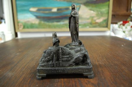 (n-6649) La Grotte de Lourdes,  metallist mängutoos