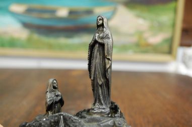 (n-6649) La Grotte de Lourdes,  metallist mängutoos