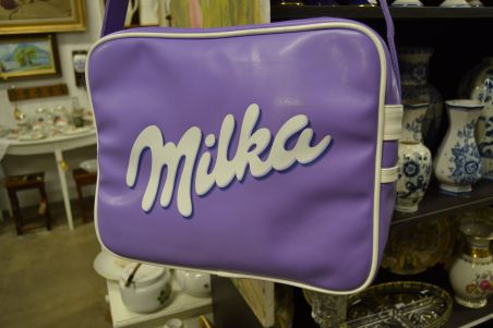 (n-6663) Retro Milka õlakott, tootja Mano (n-6663) Retro Milka õlakott, tootja Mano