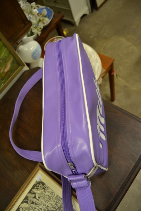 (n-6663) Retro Milka õlakott, tootja Mano (n-6663) Retro Milka õlakott, tootja Mano