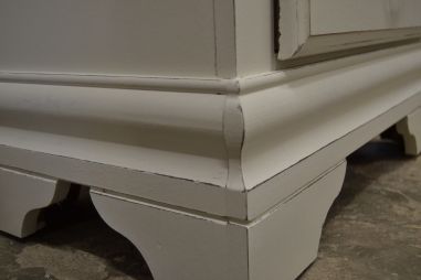 (L-588) Valge kahe sahtliga kummut