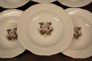 (n-6676) Boch Freres la Louviere, puuviljadega supi-pastataldrikud, 6tk 2