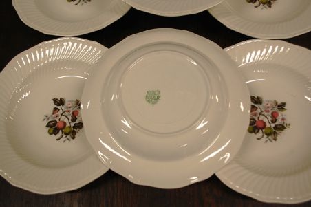 (n-6676) Boch Freres la Louviere, puuviljadega supi-pastataldrikud, 6tk