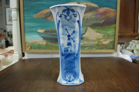 (n-6697/2)  Vana veskiga vaas