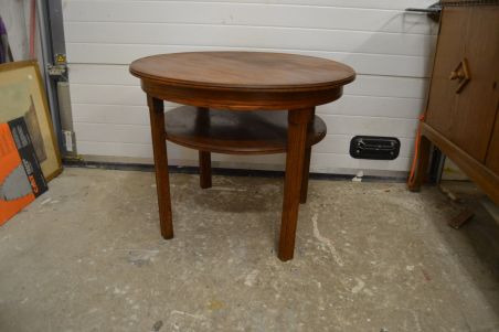 (L-596) Kahe tasapinnaga tammest diivanilaud (L-596) Kahe tasapinnaga tammest diivanilaud