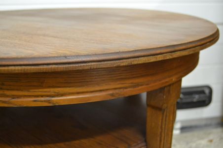 (L-596) Kahe tasapinnaga tammest diivanilaud (L-596) Kahe tasapinnaga tammest diivanilaud