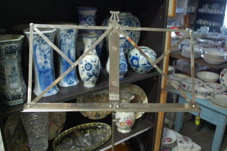 (n-6746) K&M kokkupandav noodihoidja