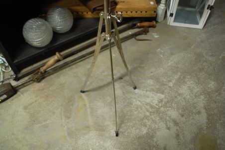 (n-6746) K&M kokkupandav noodihoidja