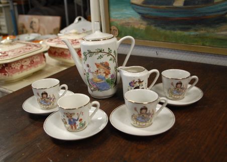 (n-6747) Laste serviis