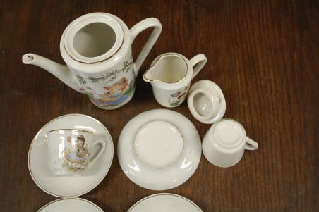 (n-6747) Laste serviis