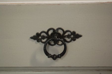 (L-611) Valge väiksem kummut, öökapp (L-611) Valge väiksem kummut, öökapp