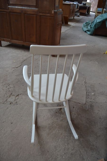 (L-635) Valge kiiktool (L-635) Valge kiiktool