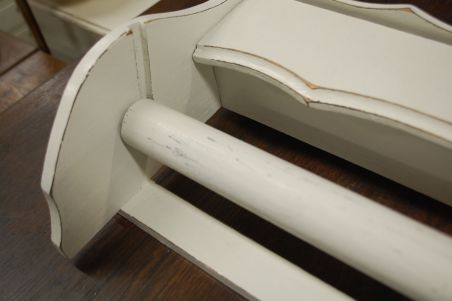 (n-6751) Valge köögi seinariiul