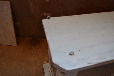 (n-6802) Valge kummut