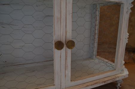 (n-6802) Valge kummut