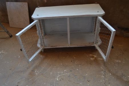 (n-6802) Valge kummut