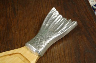 (n-6813) Suur kalavaagen/ lõikelaud