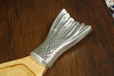 (n-6813) Suur kalavaagen/ lõikelaud