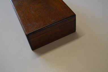 (n-6827) Vanem puidust kast, laegas