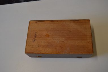 (n-6827) Vanem puidust kast, laegas