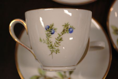 (n-6836/1) K&A Krautheim, Selb Bavaria, marjadega tassid-taldrikud, 5tk