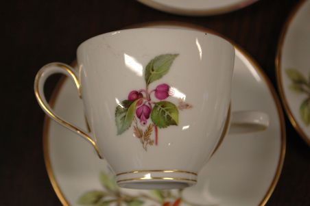 (n-6836/1) K&A Krautheim, Selb Bavaria, marjadega tassid-taldrikud, 5tk