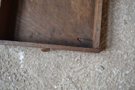 (n-6837) Vanem puidust seinakapp