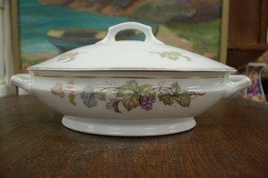 (n-6845) Epiag, viinamarjadega tirin