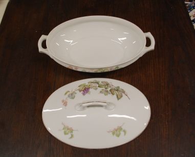 (n-6845) Epiag, viinamarjadega tirin