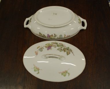 (n-6845) Epiag, viinamarjadega tirin