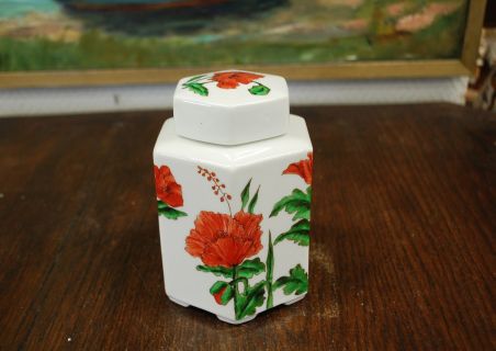 (n-6850) Käsitsimaalitud kaanega toos/ vaas "Moonid"