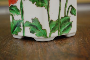 (n-6850) Käsitsimaalitud kaanega toos/ vaas "Moonid"