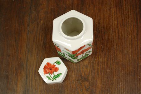 (n-6850) Käsitsimaalitud kaanega toos/ vaas "Moonid"